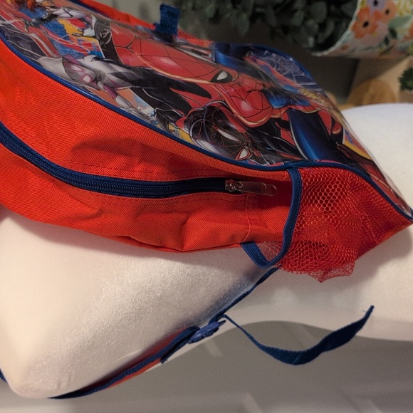 Red and Blue Spider-Man Kids Backpack and Lunchbox Set - Picture 4 of 9
